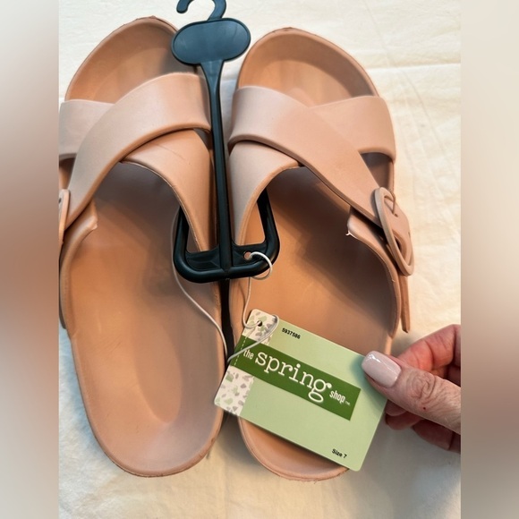 Women’s Slip On Cloud-like Soft Flip Flops Light Pink Size 7 NWT - Picture 3 of 7